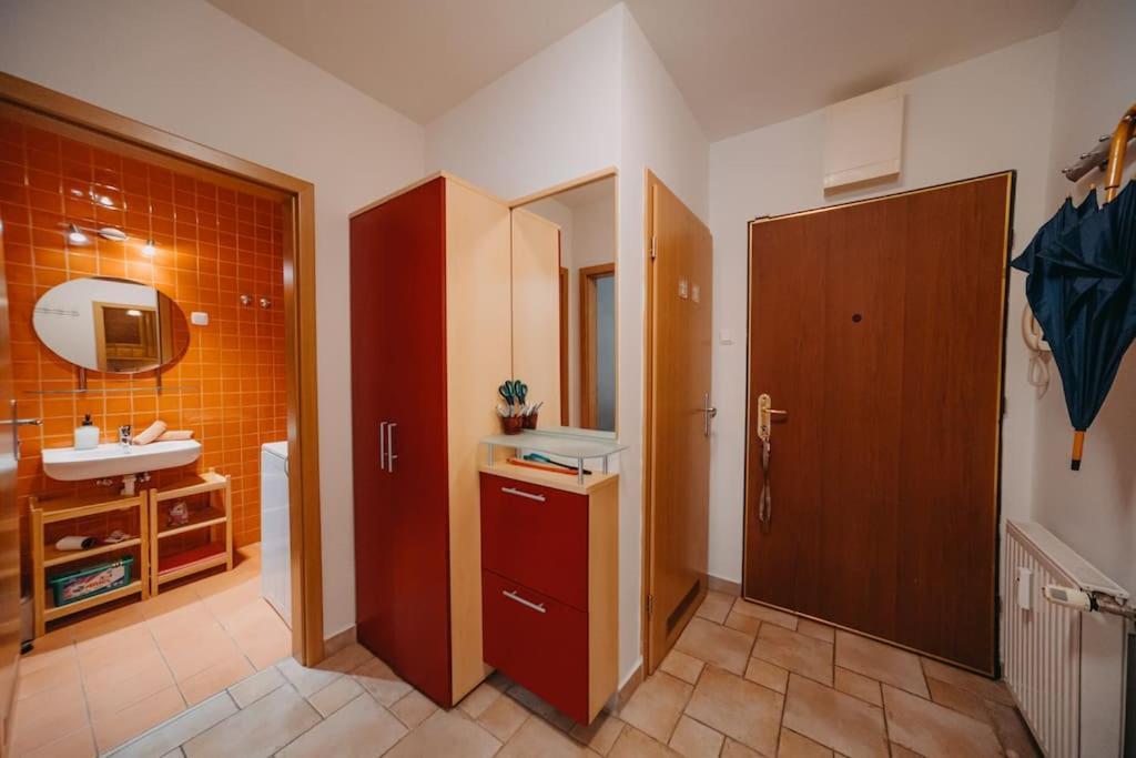 Orangehomes One Bedroom Art Apartment بودابست المظهر الخارجي الصورة